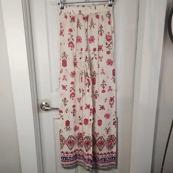 Zara Cream Floral Pants - Picture 2 of 5